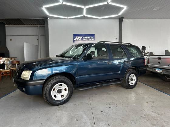 CHEVROLET BLAZER 2.4 MPFI ADVANTAGE 4X2 8V GASOLINA 4P MANUAL